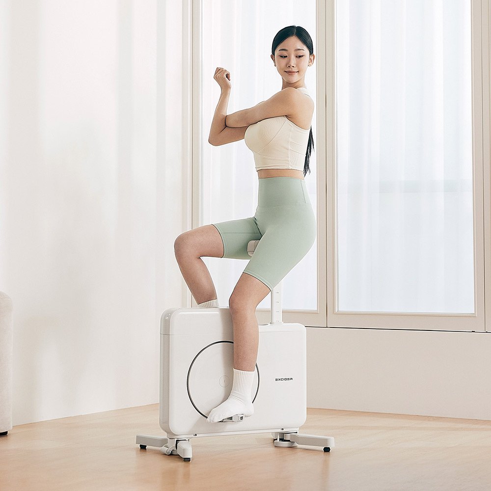 엑사이더 실내자전거 저소음 큐브 바이크 헬스 사이클 유산소 슬림 네모 운동 기구 EB730 상세 이미지 1